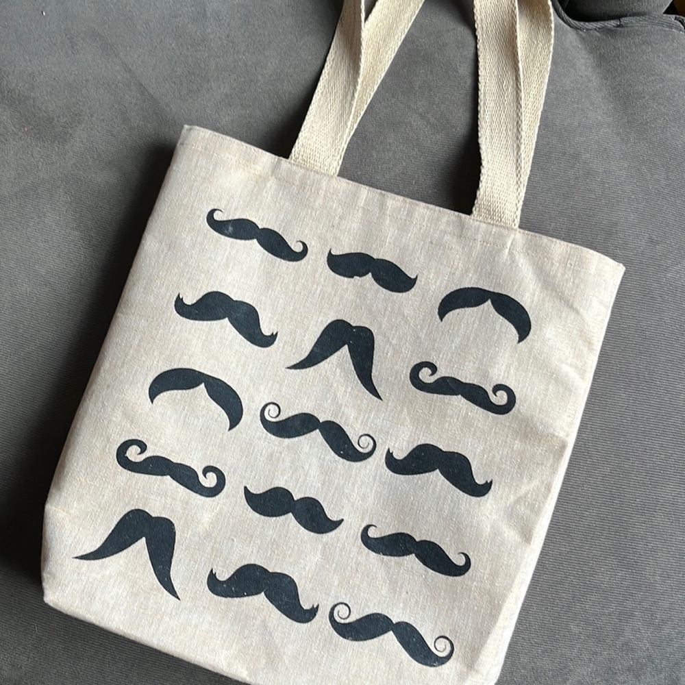 Mustache tote